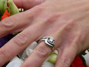 shaped wedding ring